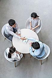 《怪物猎人：荒野》没有贴皮武器 每把武器都是独模